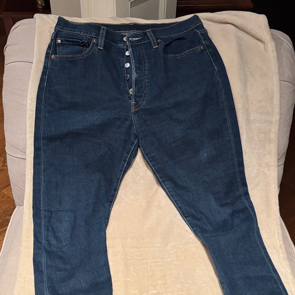 Levi's Women's Straight Leg Jeans - Dark Blue 501 in 29x30